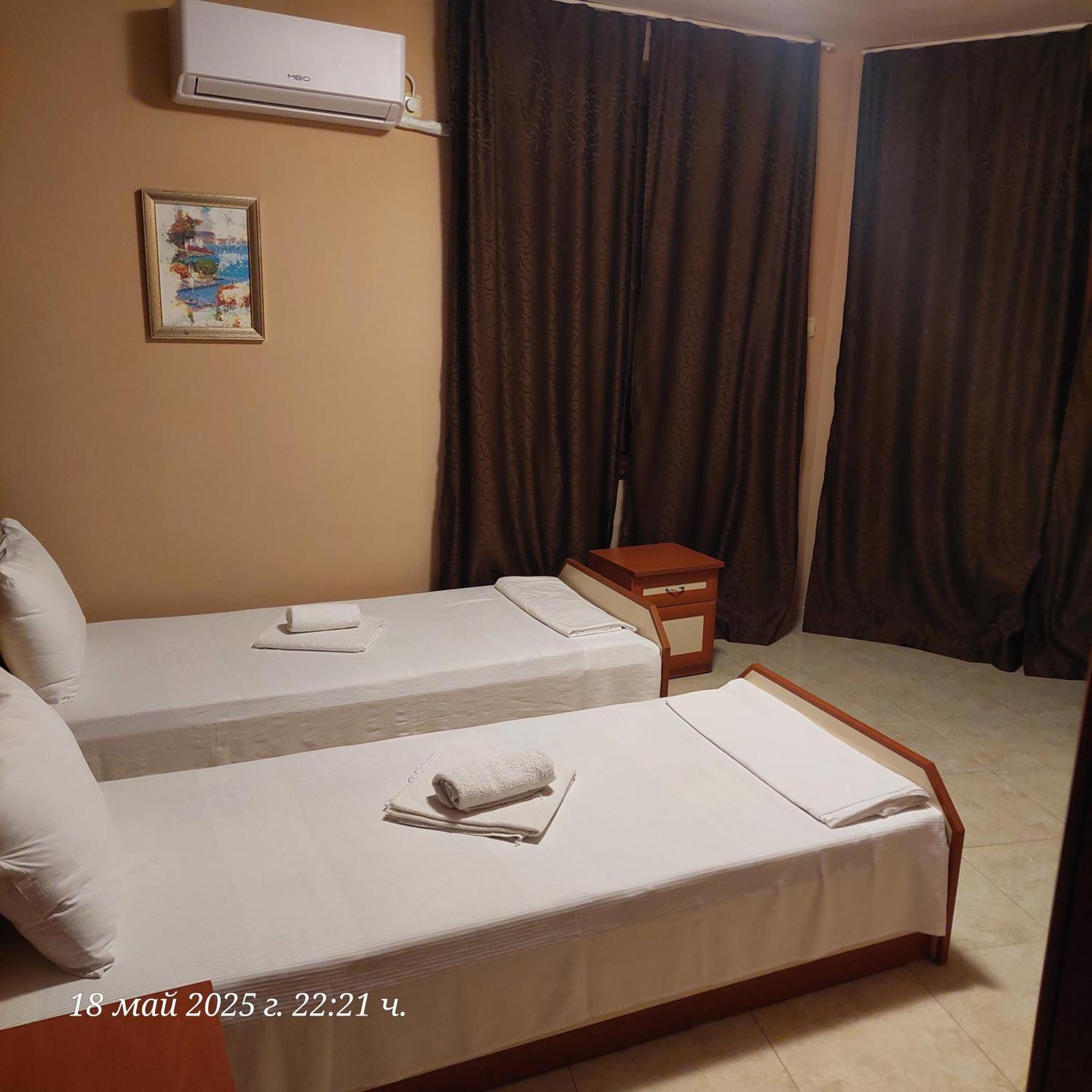 Hristovi Apartments & Studios Pomorie Exterior foto